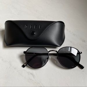Diff Brooks Black Round Sunglasses